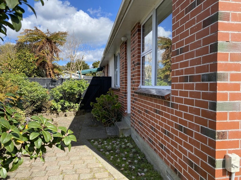 2/109 Clouston Park Road, Clouston Park, Upper Hutt - Carousel 1
