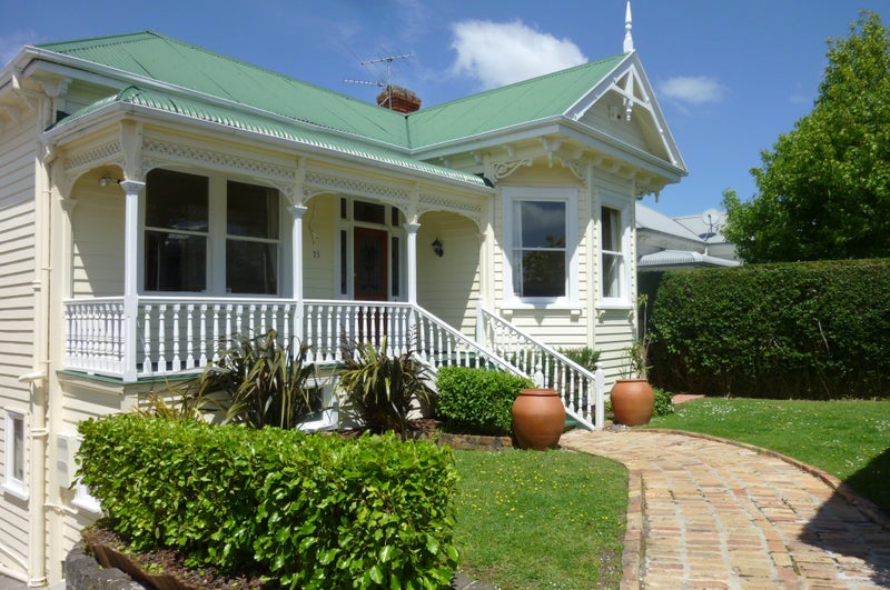 25 Masons Avenue, Herne Bay, Auckland - Carousel 1