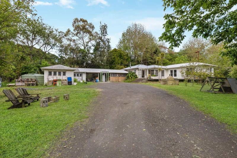 611 Awhitu Road, Pollok, Pollok - Carousel 2