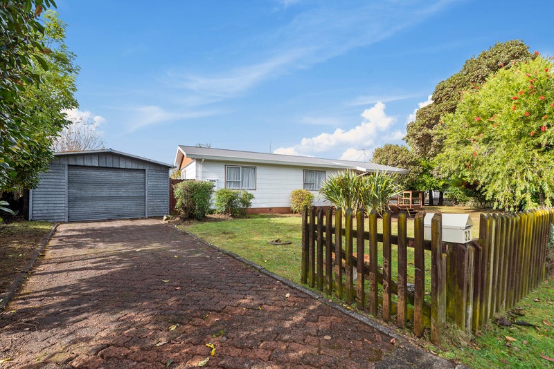 32 Gem Street, Pukehangi, Rotorua - Carousel 1