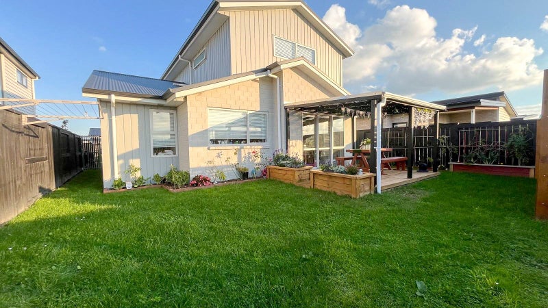 37 Ogilvie Avenue, Chartwell, Hamilton - Carousel 11
