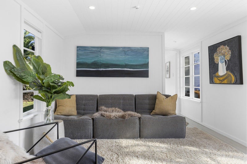 9 Tawa Street, Hilltop, Taupo - Carousel 2