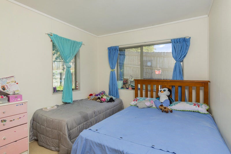 2/34 Westminster Street, New Windsor, Auckland - Carousel 2
