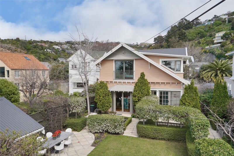 12 Marriner Street, Sumner, Christchurch - Carousel 1