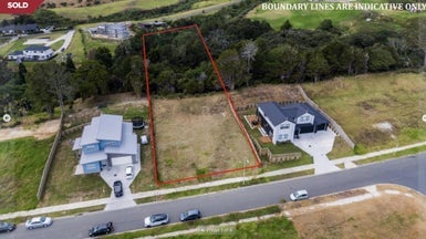 19 Annmarie Avenue, Tōtara Park, Auckland - Carousel 1