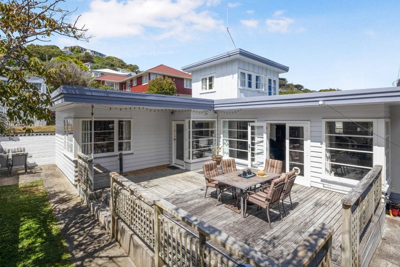 126 Darlington Road, Miramar, Wellington - Carousel 2