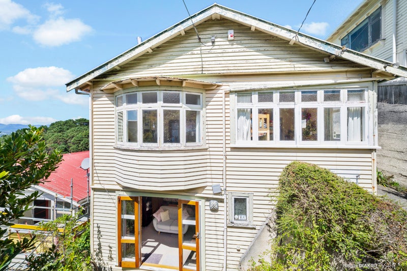 29 Asquith Terrace, Brooklyn, Wellington - Carousel 1