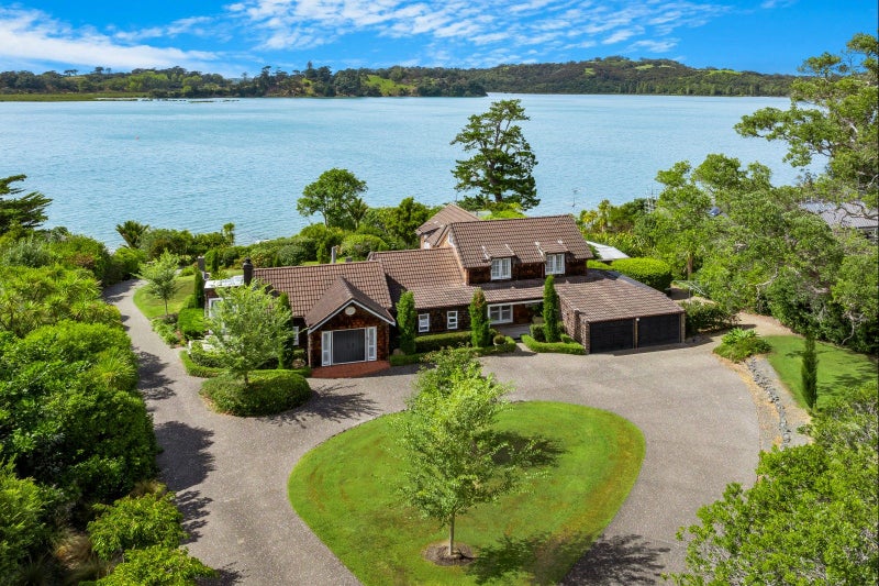 9 Young Street, Mahurangi East, Warkworth - Carousel 2