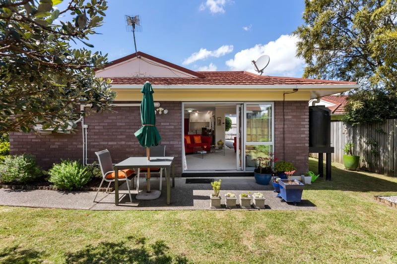 3/27 Brookfield Avenue, Onehunga, Auckland - Carousel 2