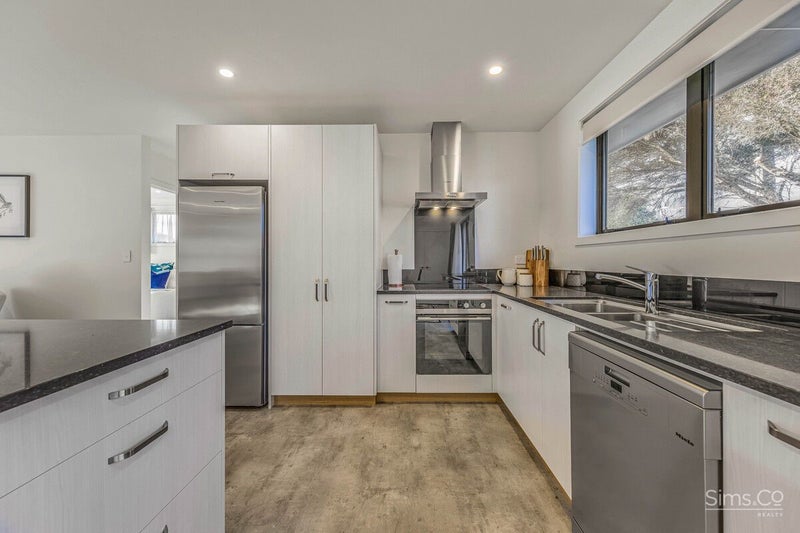 25A Mosston Road, Castlecliff, Whanganui - Carousel 2