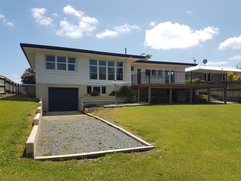8 Tainui Street, Onerahi, Whangarei - Carousel 1
