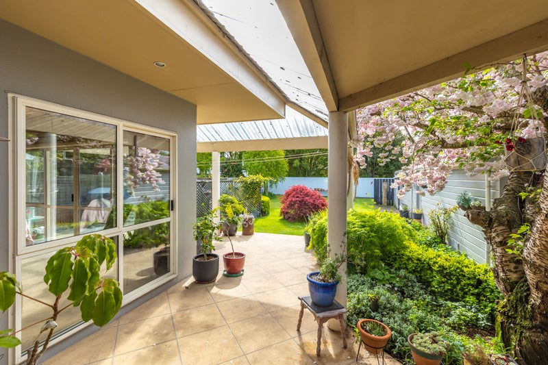 33 Roydvale Avenue, Burnside, Christchurch - Carousel 1