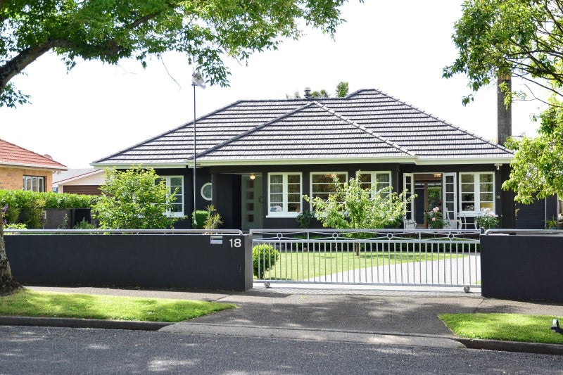 18 Maeroa Road, Beerescourt, Hamilton - Carousel 1