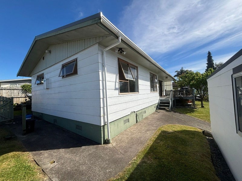 48 Cambridge Road, Judea, Tauranga - Carousel 16