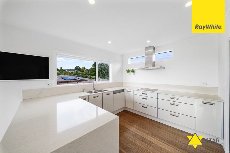 6 Farnol Street, Hillsborough, Auckland - Carousel 2