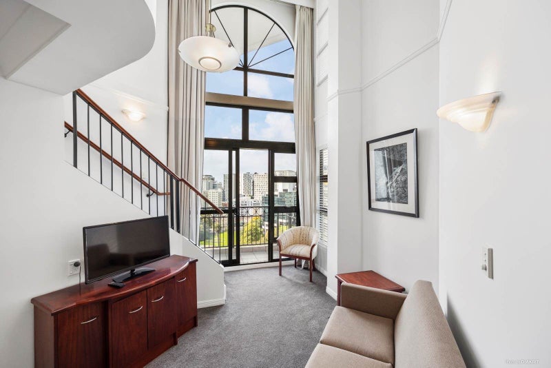 10P/100 Greys Avenue, Auckland Central, Auckland - Carousel 1