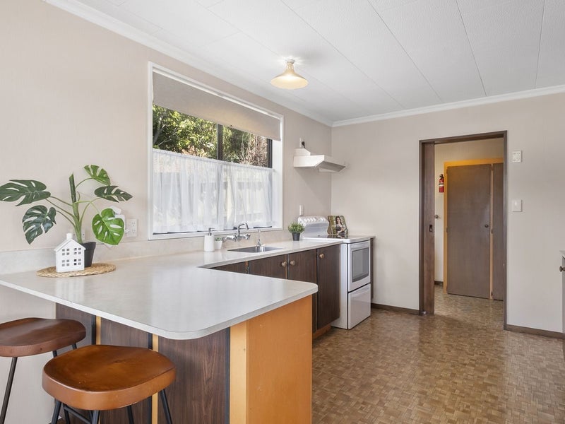 68 Silverton Street, Andersons Bay, Dunedin - Carousel 2