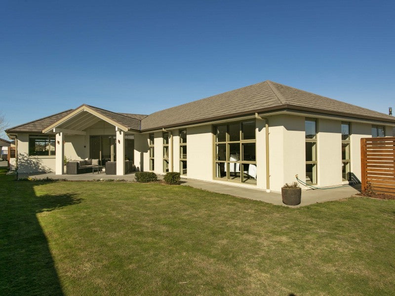 10 Charlesworth Drive, Allenton, Ashburton - Carousel 22