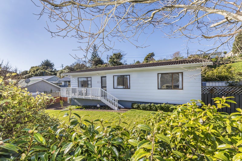 13A Arawhata Street, Rānui, Porirua - Carousel 1