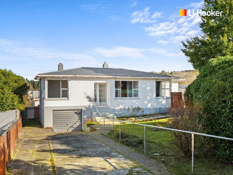 3 Beresford Street, Kaikorai, Dunedin - Carousel 1