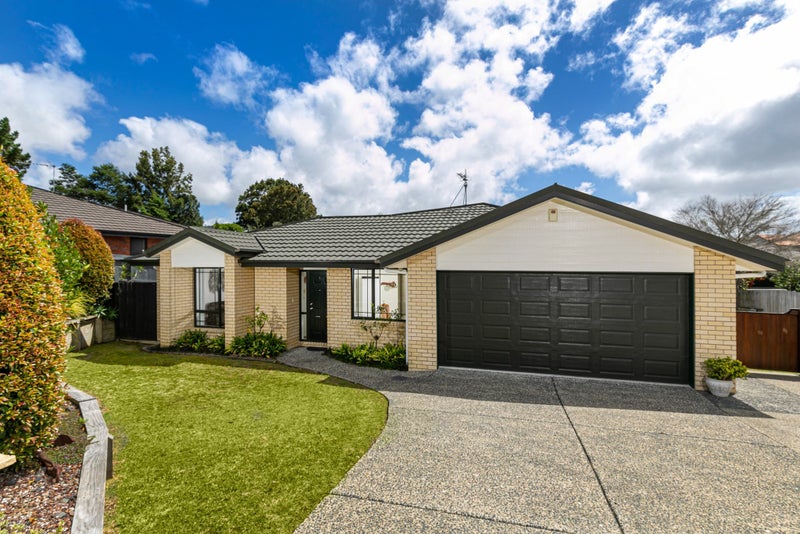4 Louvain Place, Greenhithe, Auckland - Carousel 1