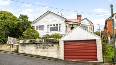 38 Brunel Street, Mornington, Dunedin - Carousel 1