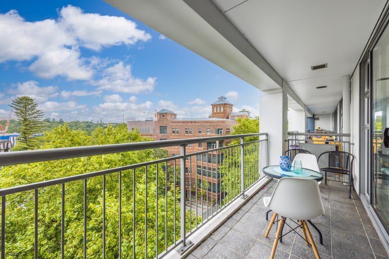 813/1 Parliament Street, Auckland Central, Auckland - Carousel 1