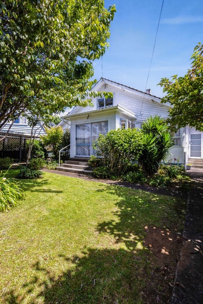 14 List Street, Welbourn, New Plymouth - Carousel 35