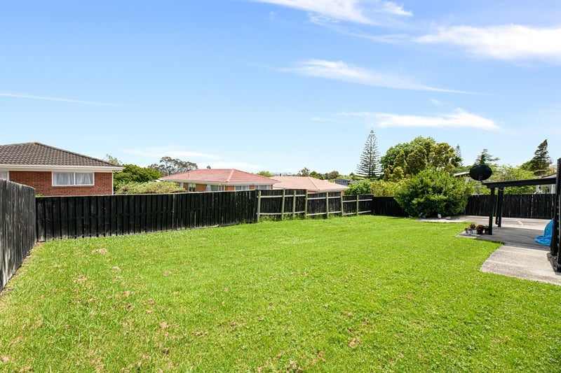 274 Great North Road, Henderson, Auckland - Carousel 11
