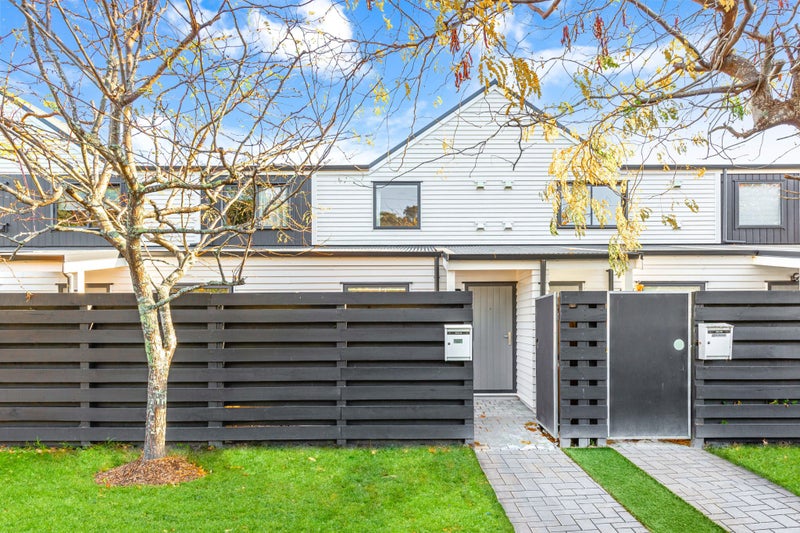 25/955 Mount Eden Road, Three Kings, Auckland - Carousel 1