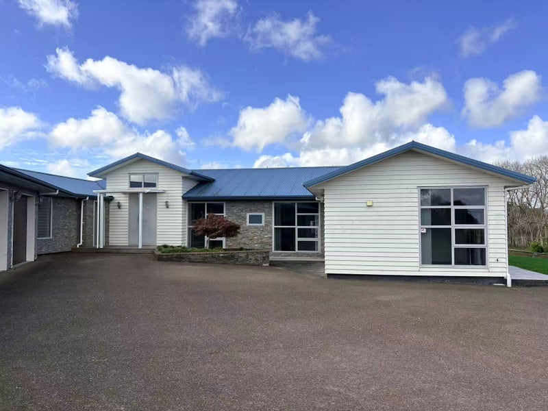 334 Mill Road, Manurewa - Carousel 1