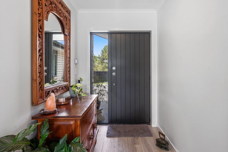 8 Larches Lane, Taupo - Carousel 2