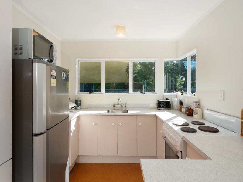 24 Taksan Place, Pukete, Hamilton - Carousel 2