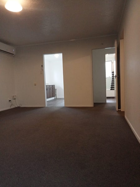 2/47 Kiln Street, Silverstream, Upper Hutt - Carousel 7