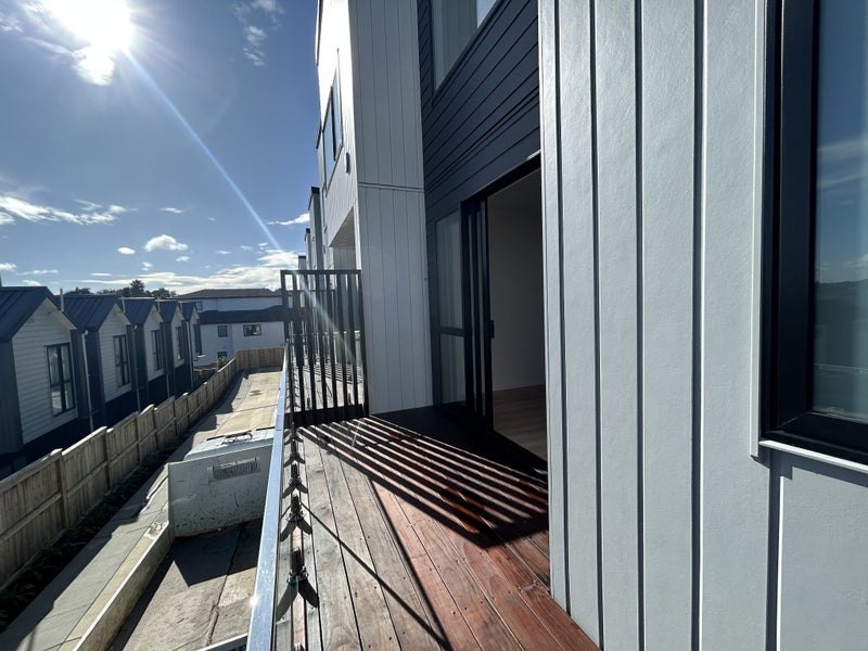 1/14 Ayr Road, Pakuranga, Auckland - Carousel 7