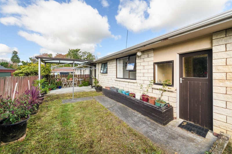 3A Totara Street, Marton, Marton - Carousel 2