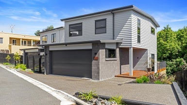 8/6 Landell Place, Harrowfield, Hamilton - Carousel 1