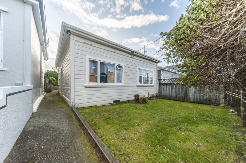 228 Rintoul Street, Berhampore, Wellington - Carousel 1