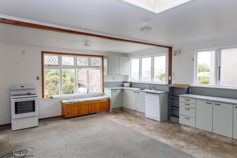 5 Neidpath Road, Mornington, Dunedin - Carousel 2