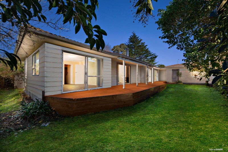 14 Huber Street, Weymouth, Auckland - Carousel 1