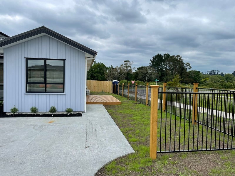 2 Cutfield Lane, Kumeu - Carousel 2
