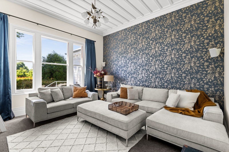 100A Longlands Road West, Longlands, Hastings - Carousel 2