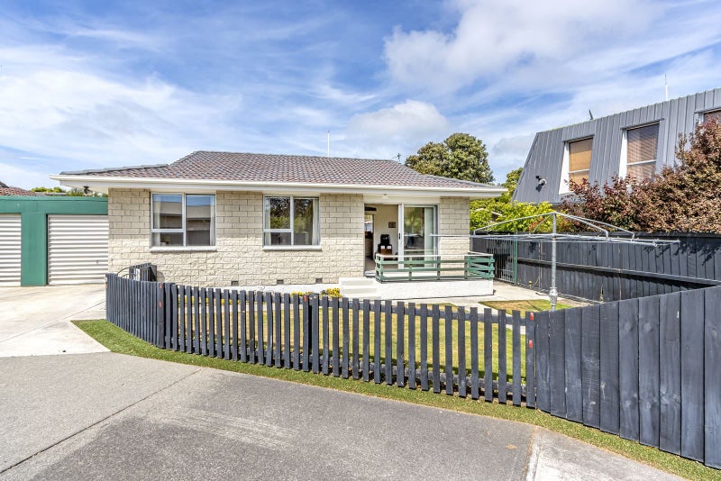 1/9B Ingrid Street, Parklands, Christchurch - Carousel 1