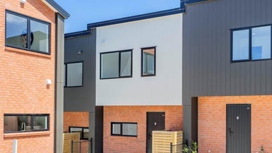 36E Kaikoura Street, Henderson, Auckland - Carousel 1