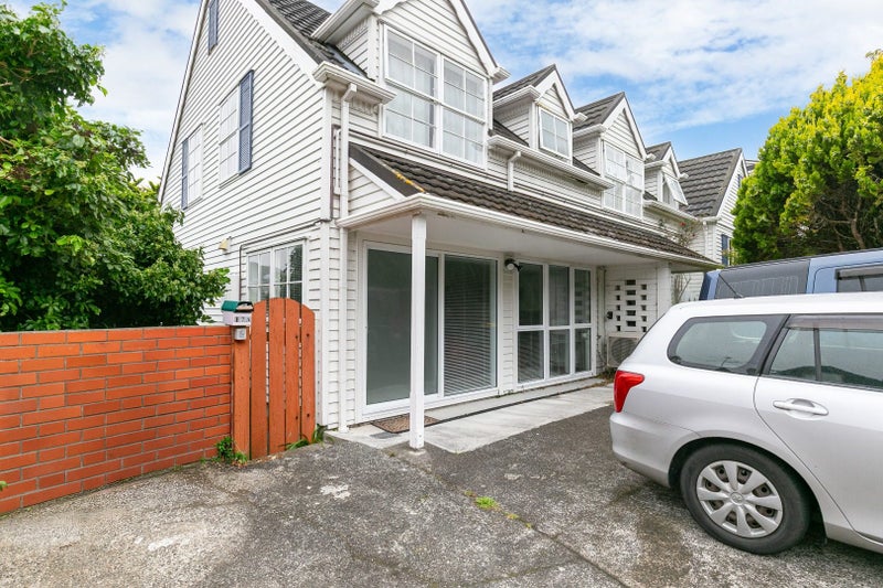 17 Amapur Drive, Khandallah, Wellington - Carousel 13