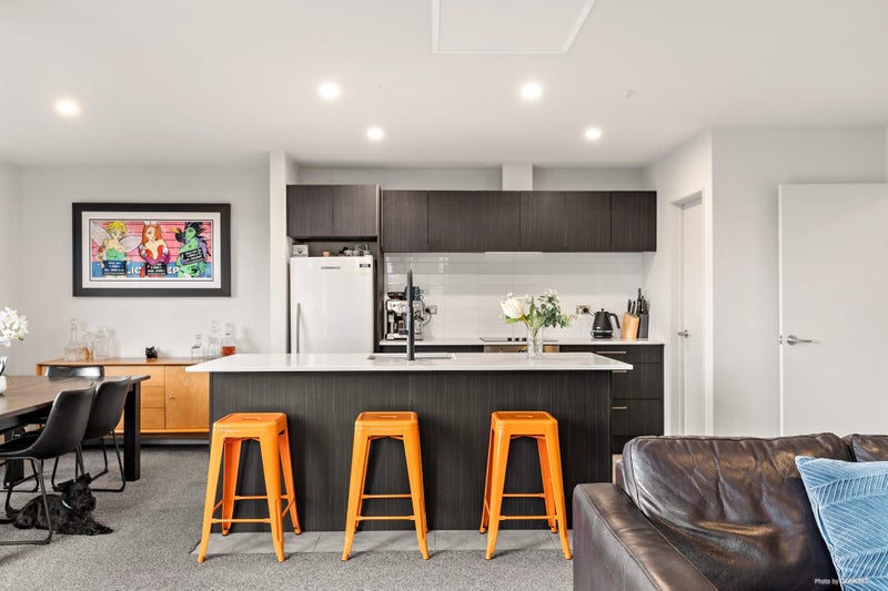 174 Sunset Road, Unsworth Heights, Auckland - Carousel 2