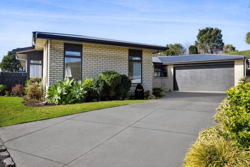 26B Darwin Crescent, Spotswood, New Plymouth - Carousel 1