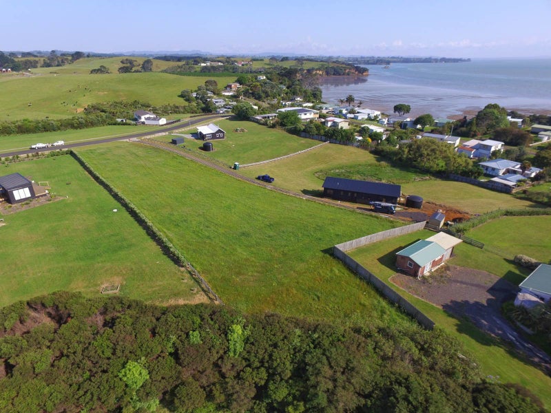 8 Allan Road, Āwhitu - Carousel 11