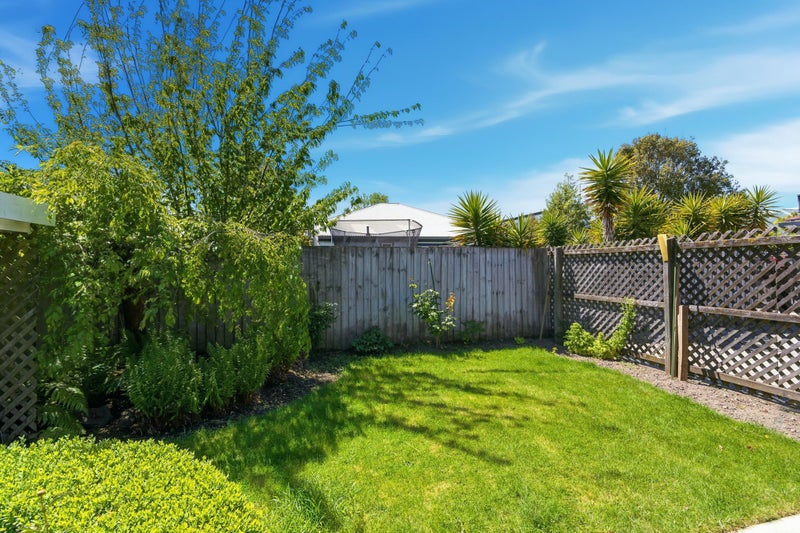 2/10 Baretta Street, Somerfield, Christchurch - Carousel 26
