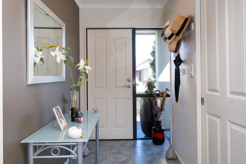 12 Malbec Way, Greenmeadows, Napier - Carousel 2